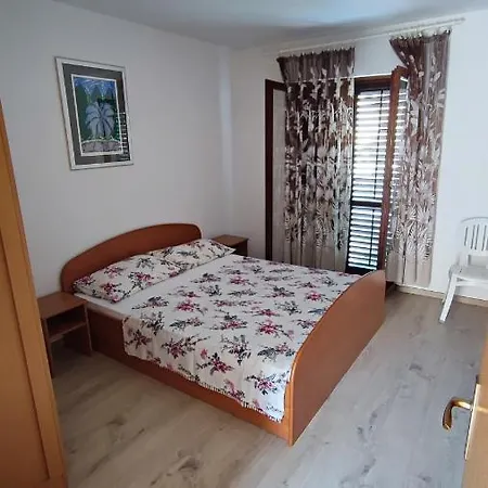 Katica I Slavek Apartment *